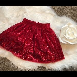 Girls red glitter skirt ❤️❤️